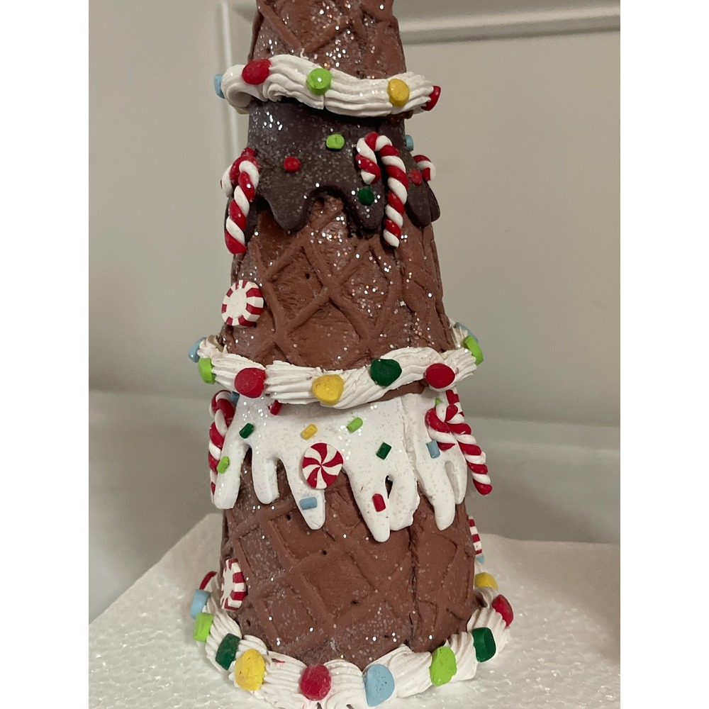 Village Gingerbread Ice Cream Cone Christmas Tree Lot Sugar Spice Village Decor - Picture 9 of 12